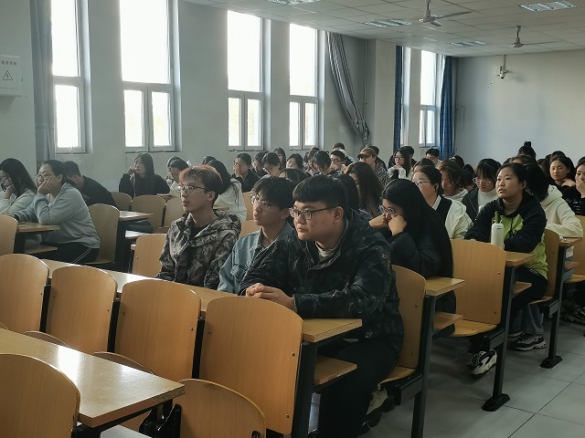 0638太阳集团官网开展2024届毕业生就业指导主题班会